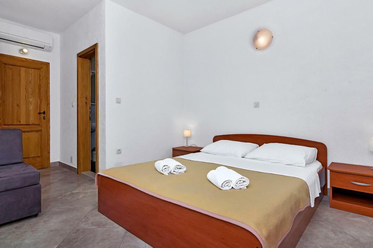 Apartmani Nikola Zastrazisce Exterior photo