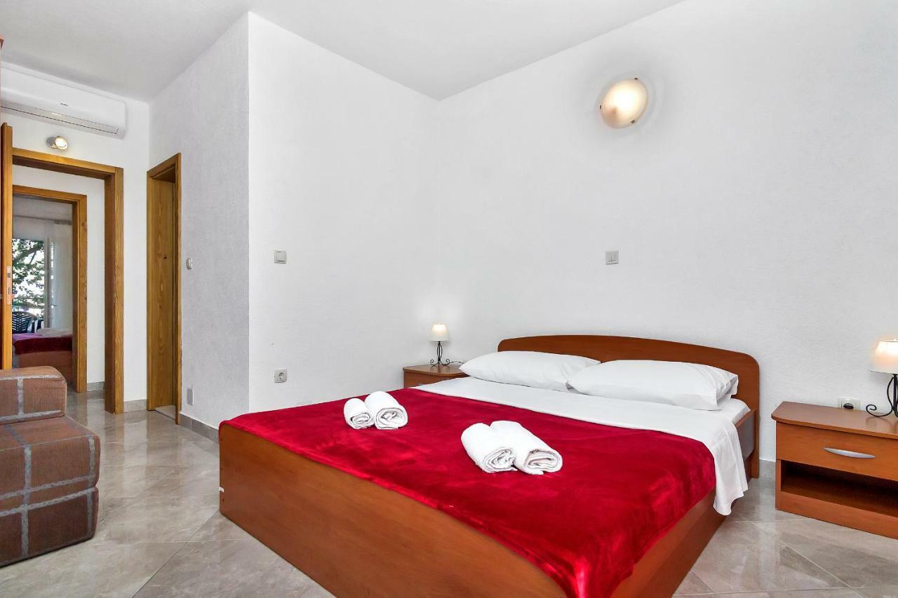 Apartmani Nikola Zastrazisce Exterior photo
